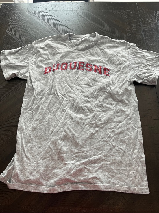 Tops - Gray Short-Sleeve Tee - Women's Casual Crewneck